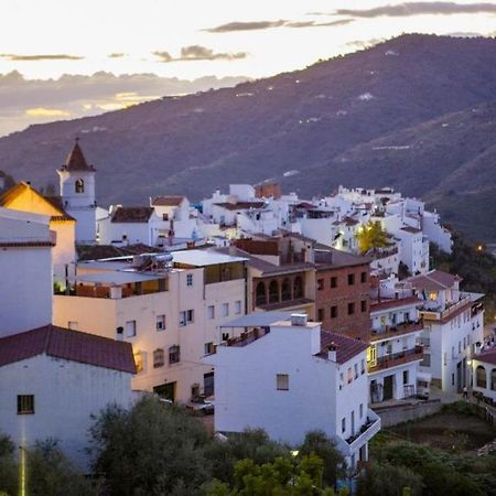 Casita Jade Villa Sayalonga Eksteriør bilde
